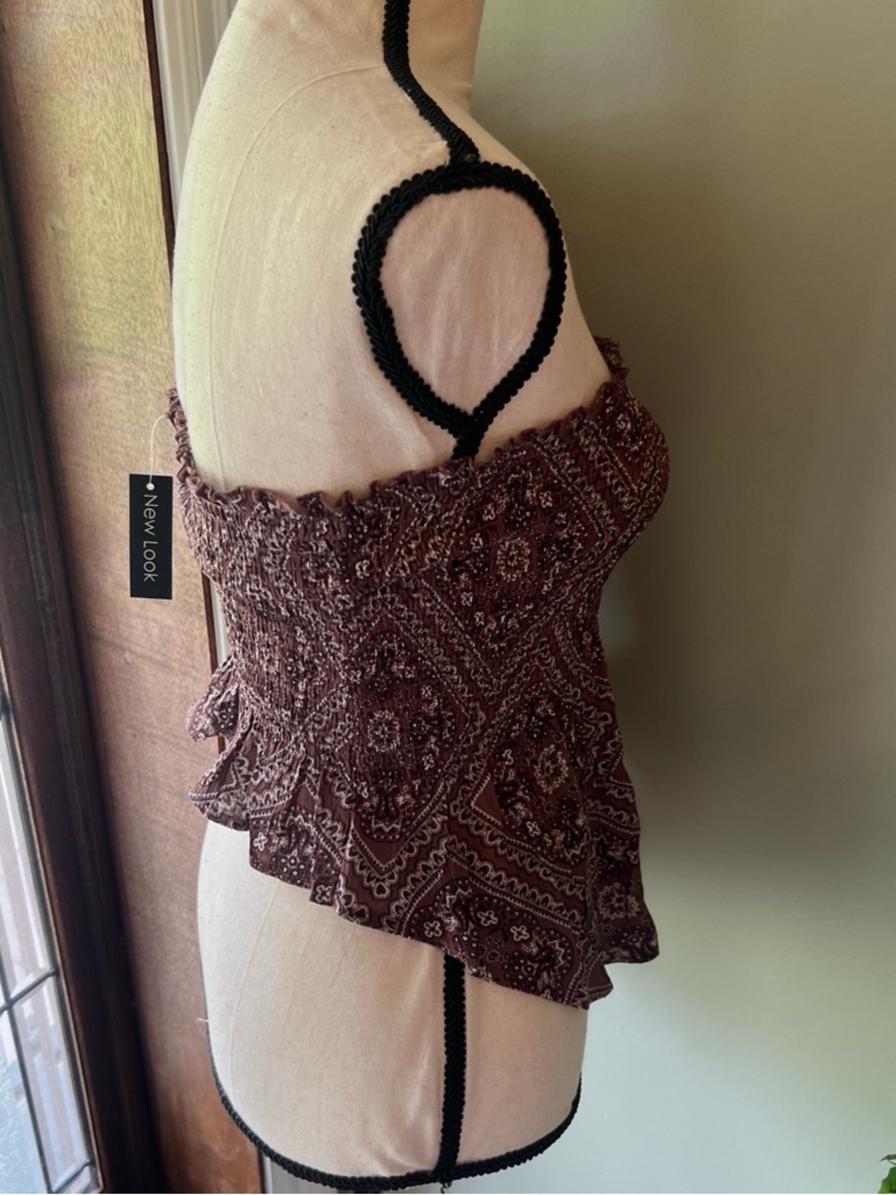 New Look Brown Smocked Strapless Top with Bandana Print - Picture 5 of 8